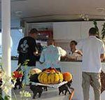 serve fresh fruits everyday