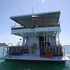 comfortable diving deck