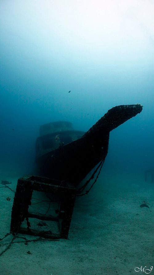 wreck at the racha yai, bay 1