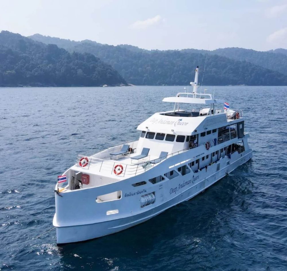 deep andaman queen boat