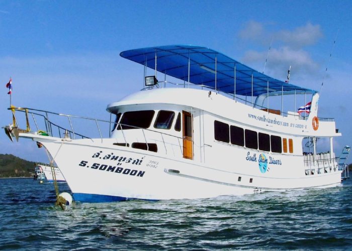2dives boat phuket 2 dives boat